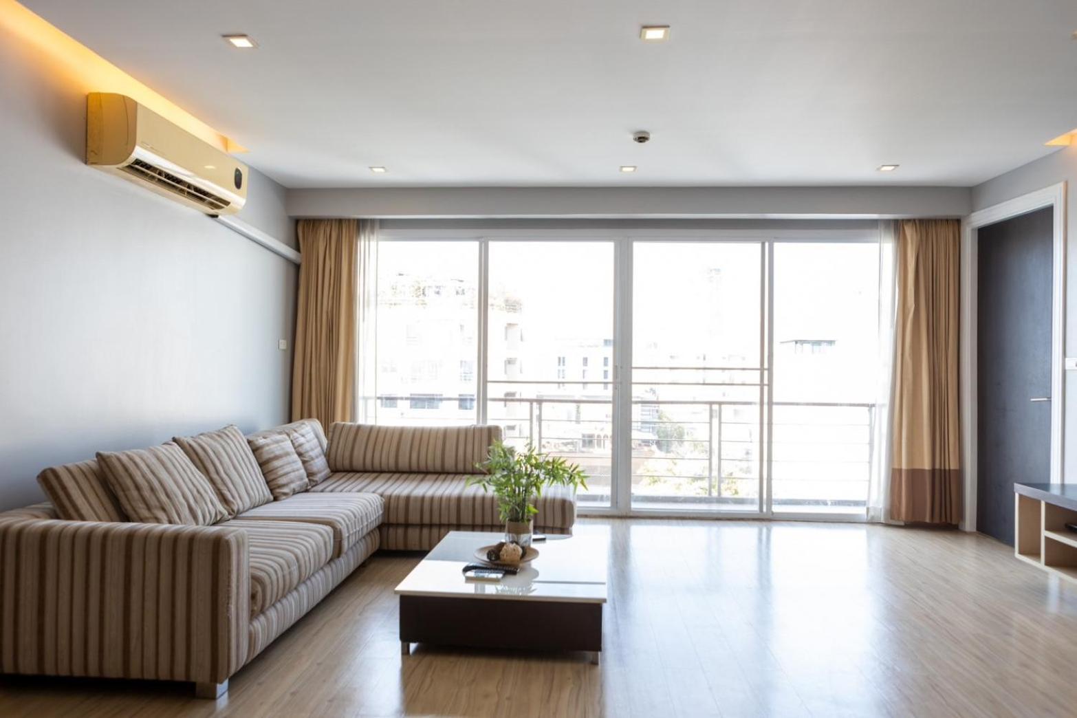 P Villa Lamoon Thonglor Bangkok Extérieur photo