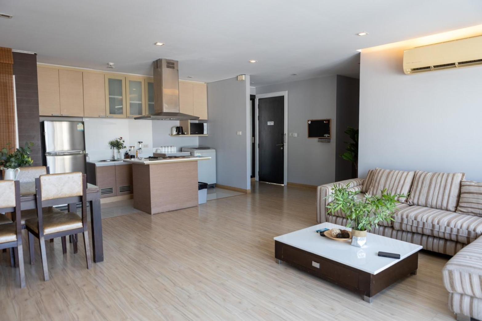 P Villa Lamoon Thonglor Bangkok Extérieur photo