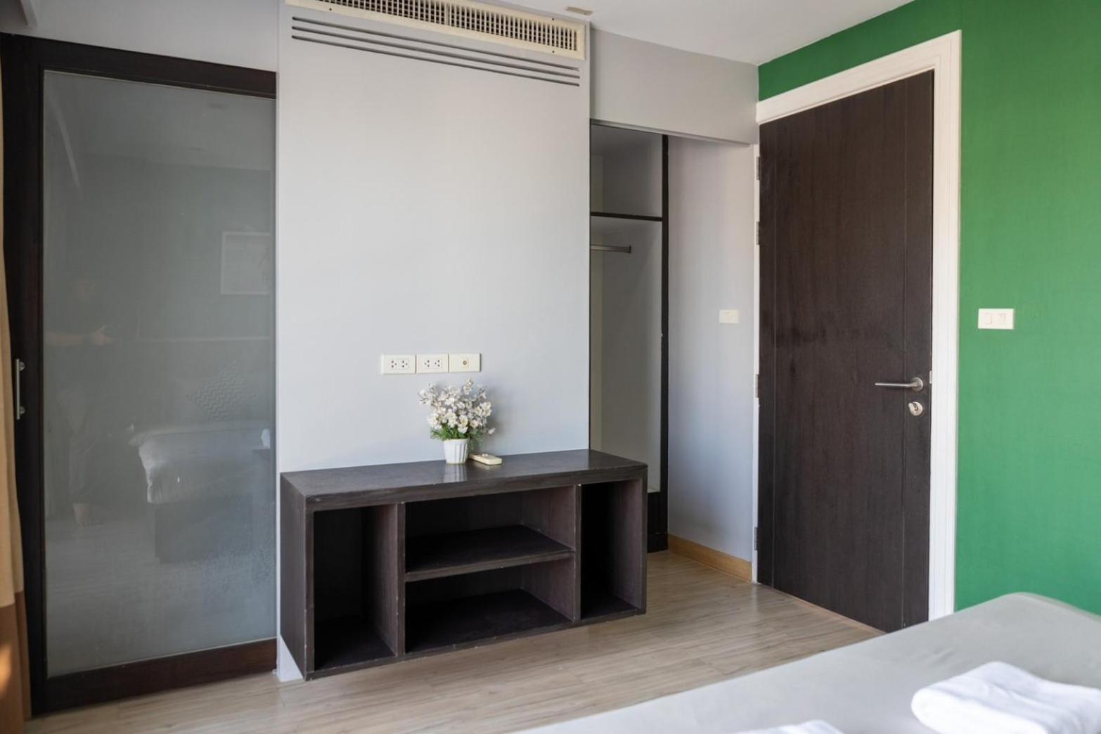 P Villa Lamoon Thonglor Bangkok Extérieur photo