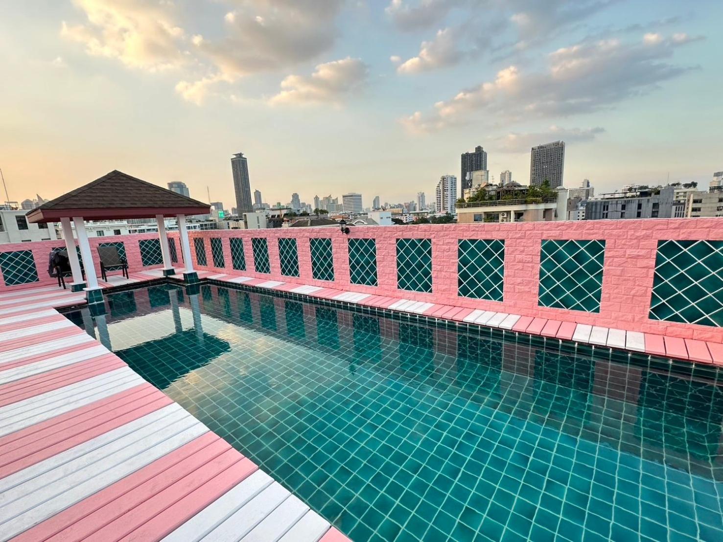 P Villa Lamoon Thonglor Bangkok Extérieur photo